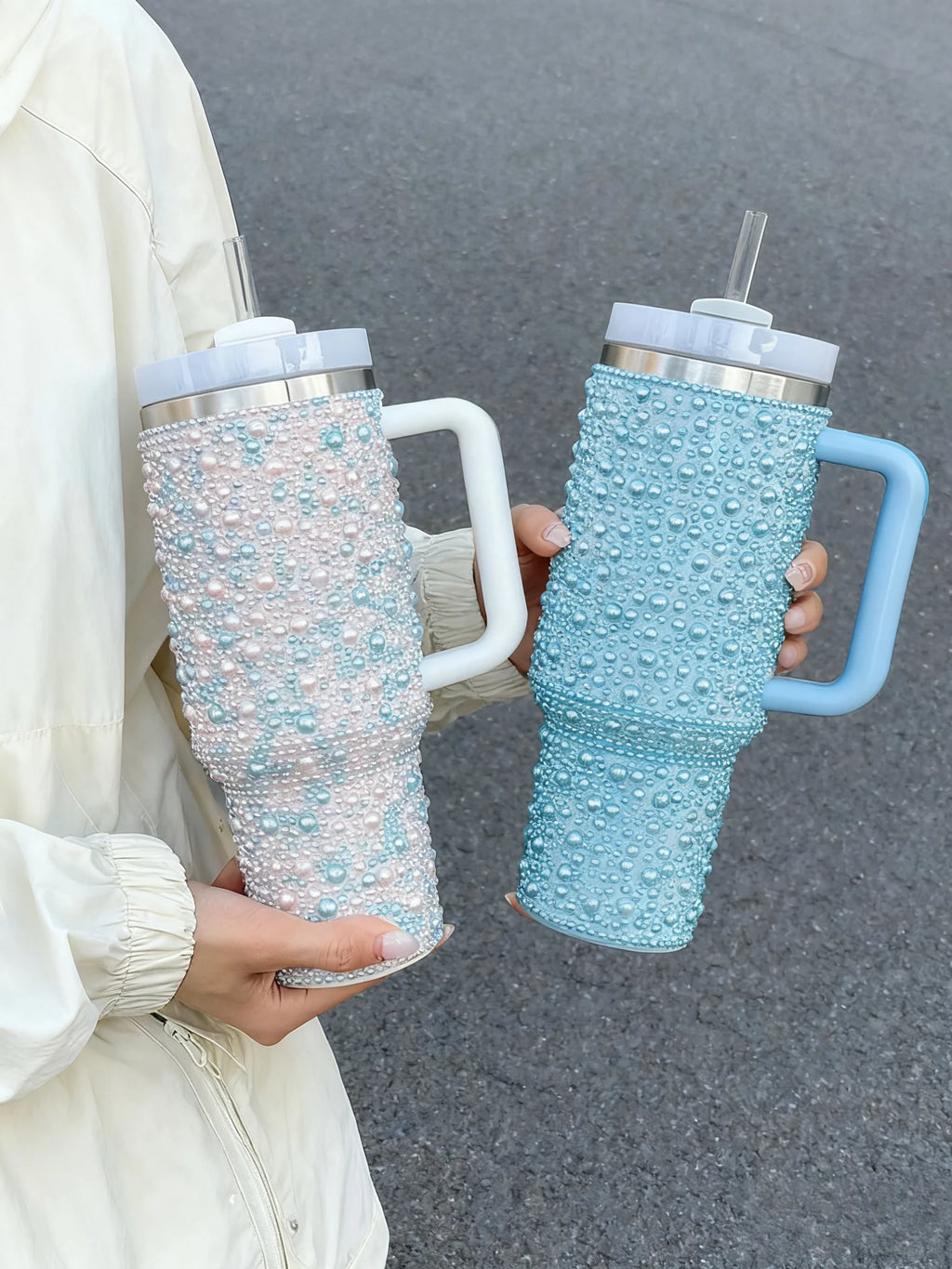 Gobelet isolé sous vide en acier inoxydable de 40oz avec perles et strass, porte-gobelet de voiture à large poignée Compatible